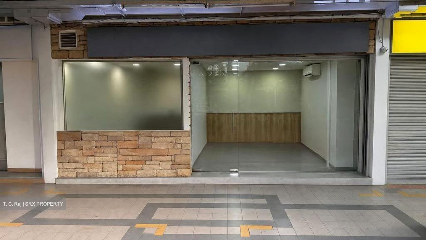 Ang Mo Kio Avenue 1 (D20), Retail #611946901
